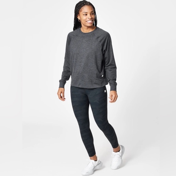 VUORI Halo Crew Long Sleeve Pullover Sweater Charcoal Heather Women’s Size Small - Picture 2 of 6